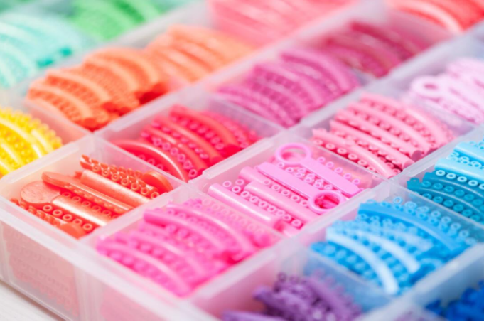 Braces Colours Guide:  How to Choose the Best Colour for Your Smile 